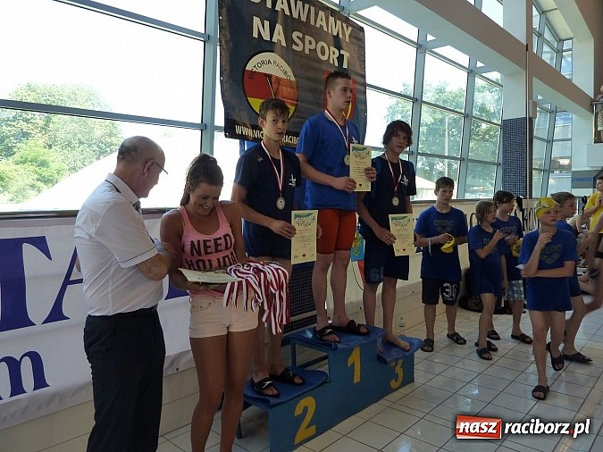 Zdjęcie w galerii na portalu naszraciborz.pl: XI Międzynarodowe Zawody Pływackie w H2Ostróg wiadomości z regionu