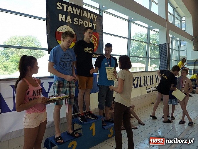 Zdjęcie w galerii na portalu naszraciborz.pl: XI Międzynarodowe Zawody Pływackie w H2Ostróg wiadomości z regionu