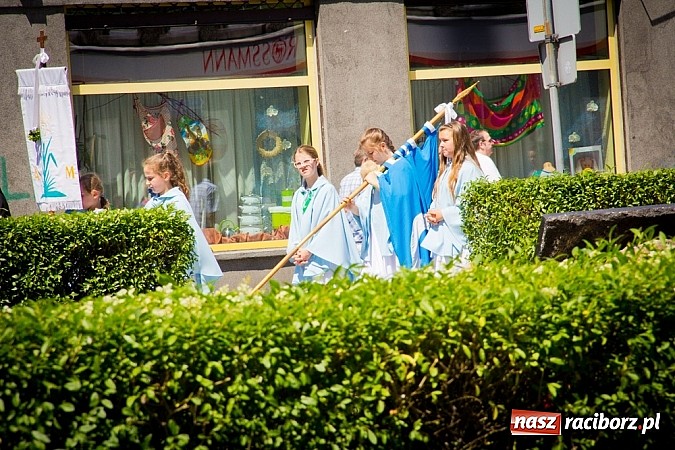 Zdjęcie w galerii na portalu naszraciborz.pl: Kościół farny. Prymicje ks. Michała Kaczówki wiadomości z regionu