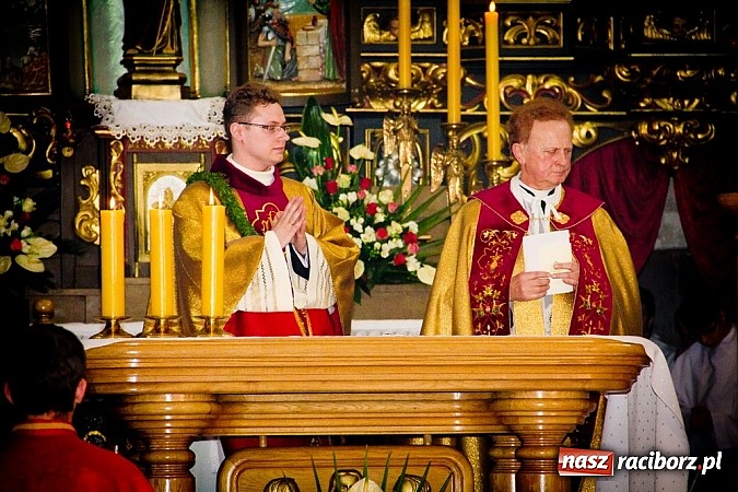 Zdjęcie w galerii na portalu naszraciborz.pl: Kościół farny. Prymicje ks. Michała Kaczówki wiadomości z regionu