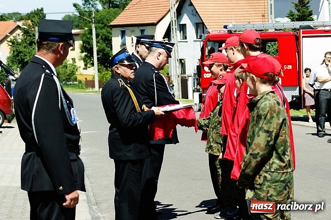 Zdjęcie w galerii na portalu naszraciborz.pl: Ochotnicza Straż Pożarna w Bolesławiu ma już 80 lat. Dziś świętowano jubileusz wiadomości z regionu