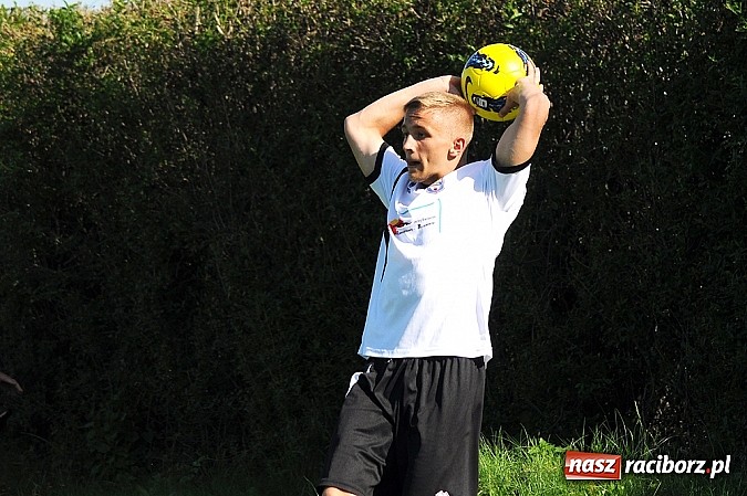 Zdjęcie w galerii na portalu naszraciborz.pl: A klasa: Kornowac nie dał rady kuźniańskiej Stali wiadomości z regionu