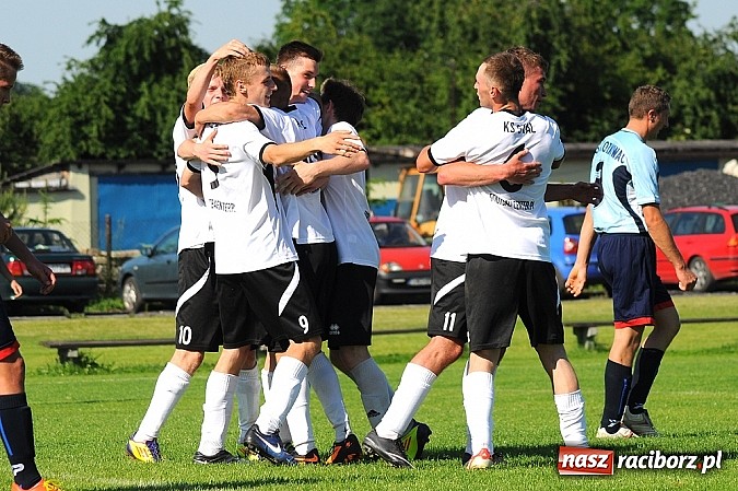 Zdjęcie w galerii na portalu naszraciborz.pl: A klasa: Kornowac nie dał rady kuźniańskiej Stali wiadomości z regionu