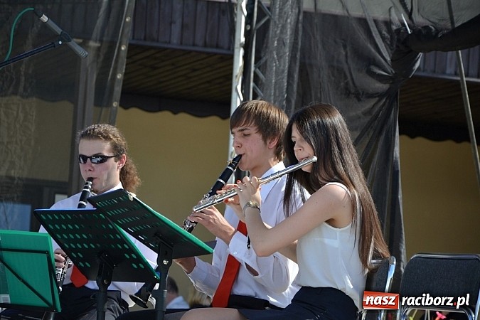 Zdjęcie w galerii na portalu naszraciborz.pl: II Międzynarodowy Festiwal Orkiestr Dętych  wiadomości z regionu