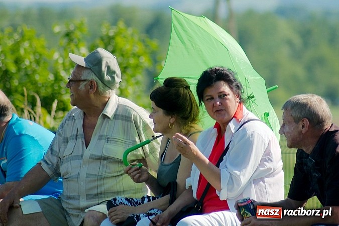Zdjęcie w galerii na portalu naszraciborz.pl: B klasa: Brzezie rozstrzelało Samborowice wiadomości z regionu