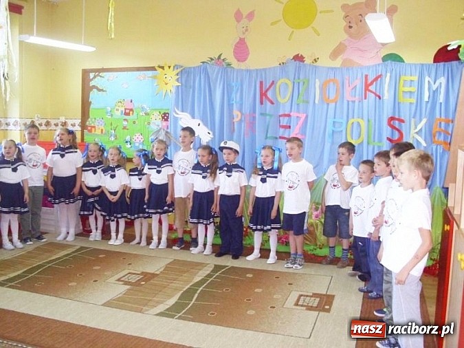 Zdjęcie w galerii na portalu naszraciborz.pl: Koziołek Matołek z wizytą w Przedszkolu nr 17 wiadomości z regionu