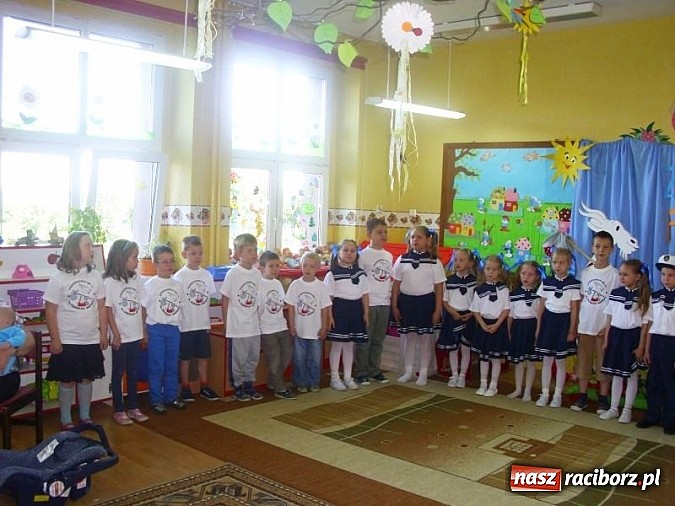 Zdjęcie w galerii na portalu naszraciborz.pl: Koziołek Matołek z wizytą w Przedszkolu nr 17 wiadomości z regionu