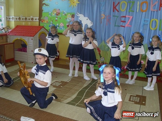 Zdjęcie w galerii na portalu naszraciborz.pl: Koziołek Matołek z wizytą w Przedszkolu nr 17 wiadomości z regionu