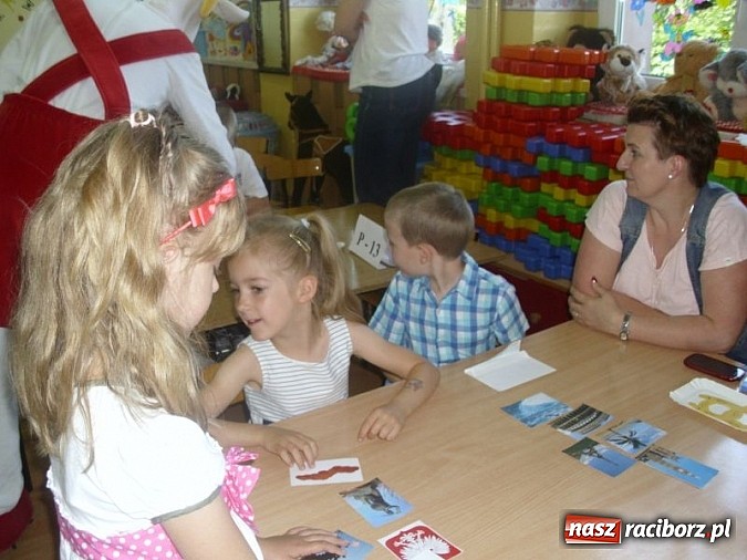 Zdjęcie w galerii na portalu naszraciborz.pl: Koziołek Matołek z wizytą w Przedszkolu nr 17 wiadomości z regionu