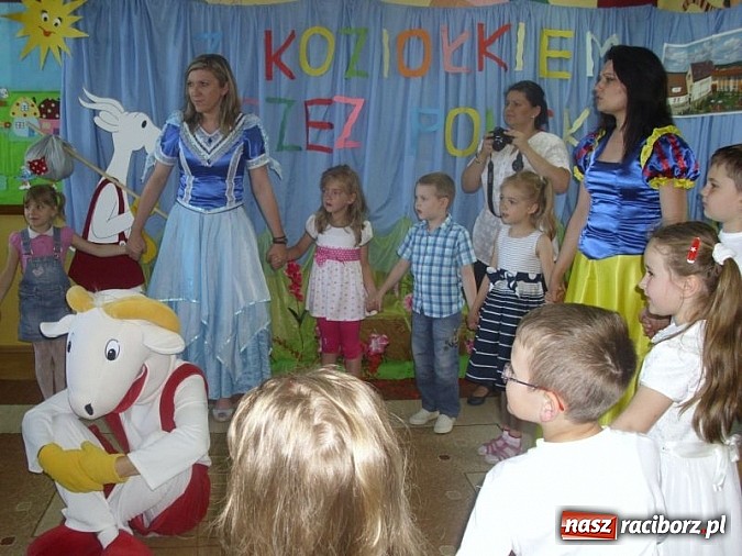 Zdjęcie w galerii na portalu naszraciborz.pl: Koziołek Matołek z wizytą w Przedszkolu nr 17 wiadomości z regionu