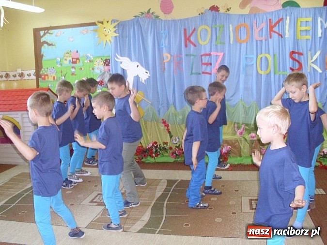 Zdjęcie w galerii na portalu naszraciborz.pl: Koziołek Matołek z wizytą w Przedszkolu nr 17 wiadomości z regionu