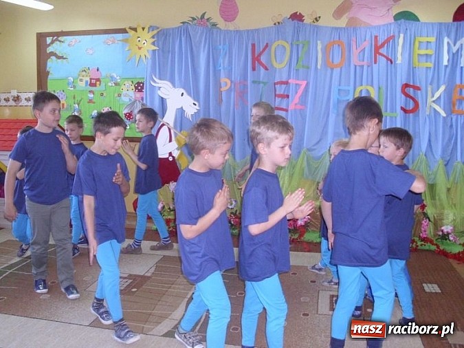 Zdjęcie w galerii na portalu naszraciborz.pl: Koziołek Matołek z wizytą w Przedszkolu nr 17 wiadomości z regionu