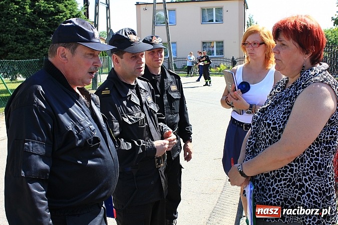 Zdjęcie w galerii na portalu naszraciborz.pl: Gminne ćwiczenia OSP: Pożar w ZSP w Borucinie, poszkodowana nauczycielka wiadomości z regionu