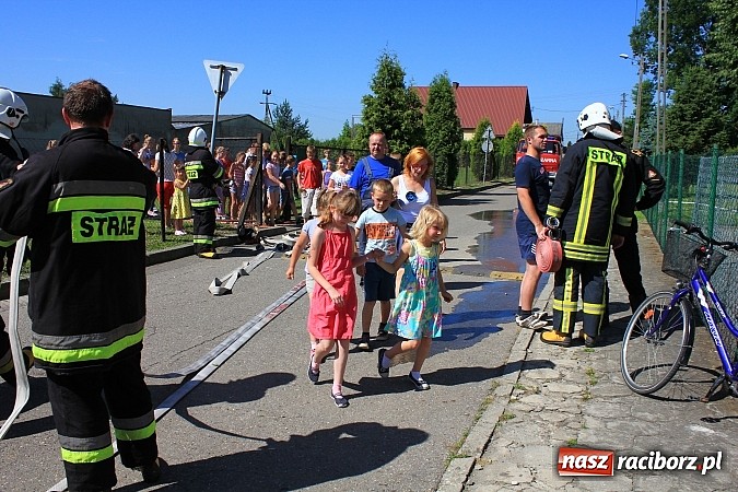 Zdjęcie w galerii na portalu naszraciborz.pl: Gminne ćwiczenia OSP: Pożar w ZSP w Borucinie, poszkodowana nauczycielka wiadomości z regionu