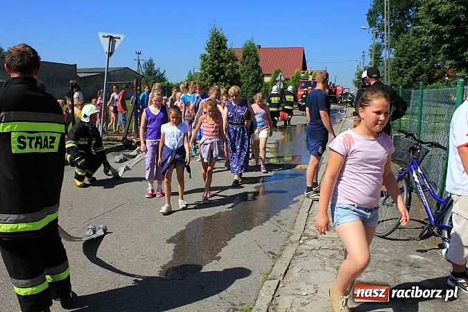 Zdjęcie w galerii na portalu naszraciborz.pl: Gminne ćwiczenia OSP: Pożar w ZSP w Borucinie, poszkodowana nauczycielka wiadomości z regionu
