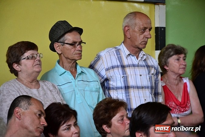 Zdjęcie w galerii na portalu naszraciborz.pl: Młodzi śpiewali, strażacy gasili i ratowali, reszta bawiła się świetnie. Dzień Dziecka w Rudach wiadomości z regionu