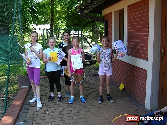 Zdjęcie w galerii na portalu naszraciborz.pl: Turnieje tenisowe z okazji Dnia Dziecka wiadomości z regionu