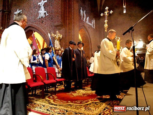 Zdjęcie w galerii na portalu naszraciborz.pl: Kościół w Rudach ogłoszony bazyliką wiadomości z regionu