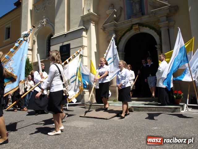 Zdjęcie w galerii na portalu naszraciborz.pl: Kościół w Rudach ogłoszony bazyliką wiadomości z regionu