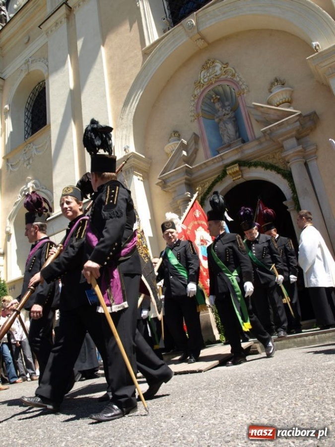 Zdjęcie w galerii na portalu naszraciborz.pl: Kościół w Rudach ogłoszony bazyliką wiadomości z regionu
