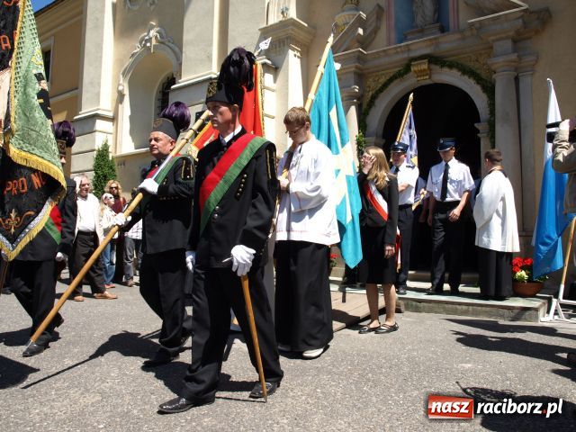 Zdjęcie w galerii na portalu naszraciborz.pl: Kościół w Rudach ogłoszony bazyliką wiadomości z regionu