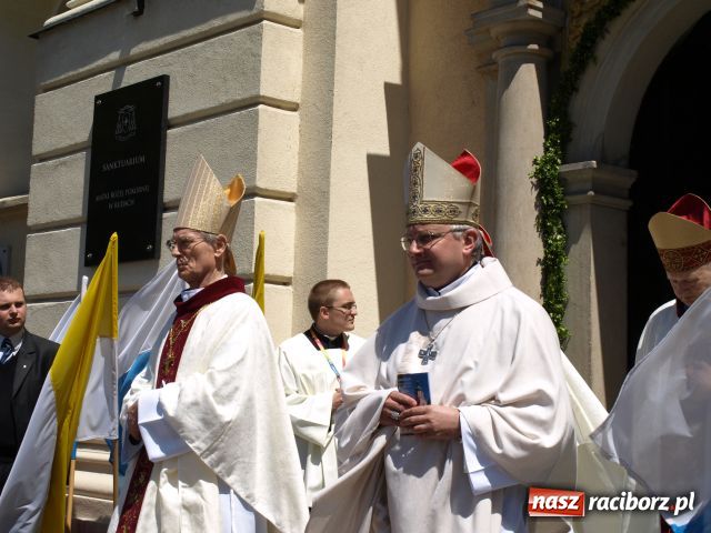 Zdjęcie w galerii na portalu naszraciborz.pl: Kościół w Rudach ogłoszony bazyliką wiadomości z regionu
