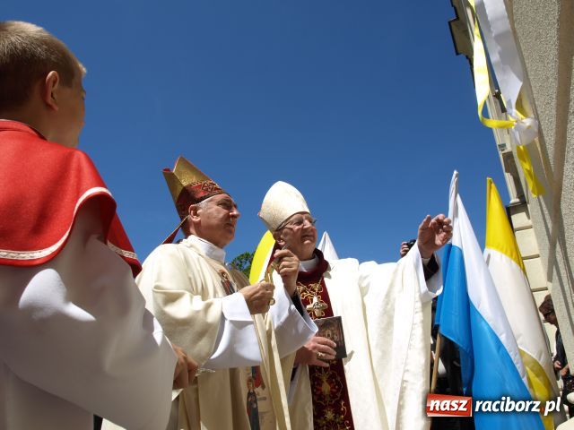 Zdjęcie w galerii na portalu naszraciborz.pl: Kościół w Rudach ogłoszony bazyliką wiadomości z regionu