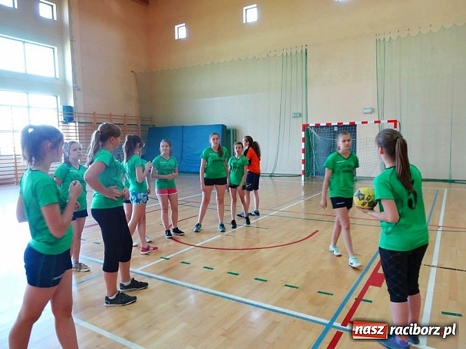 Zdjęcie w galerii na portalu naszraciborz.pl: Mecz w Rudniku zakończony remisem wiadomości z regionu