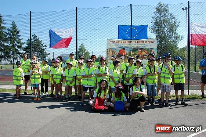 Zdjęcie w galerii na portalu naszraciborz.pl: Uczestnicy projektu Przez sport do zdrowia zwiedzili raciborski zamek wiadomości z regionu