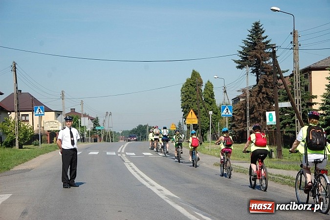 Zdjęcie w galerii na portalu naszraciborz.pl: Uczestnicy projektu Przez sport do zdrowia zwiedzili raciborski zamek wiadomości z regionu