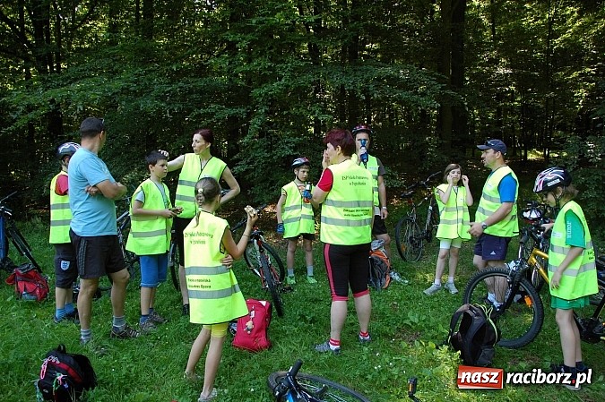 Zdjęcie w galerii na portalu naszraciborz.pl: Uczestnicy projektu Przez sport do zdrowia zwiedzili raciborski zamek wiadomości z regionu