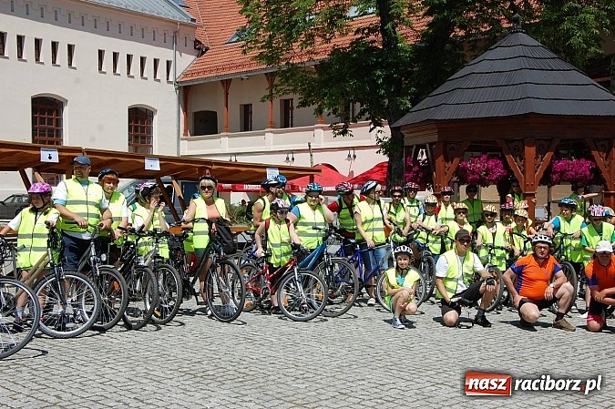 Zdjęcie w galerii na portalu naszraciborz.pl: Uczestnicy projektu Przez sport do zdrowia zwiedzili raciborski zamek wiadomości z regionu