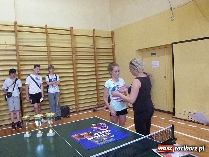 Zdjęcie w galerii na portalu naszraciborz.pl: XIV Turniej Tenisa Stołowego o Puchar Dyrektora G5 wiadomości z regionu