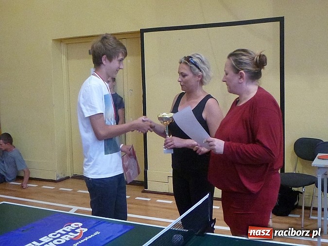 Zdjęcie w galerii na portalu naszraciborz.pl: XIV Turniej Tenisa Stołowego o Puchar Dyrektora G5 wiadomości z regionu
