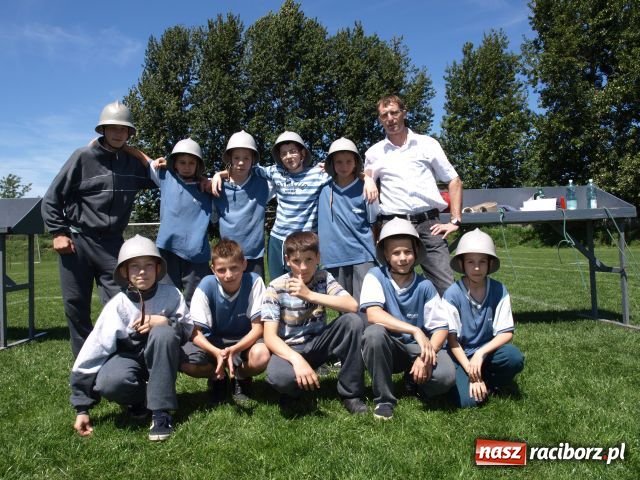 Zdjęcie w galerii na portalu naszraciborz.pl: OSP Nędza mistrzem 2009 wiadomości z regionu