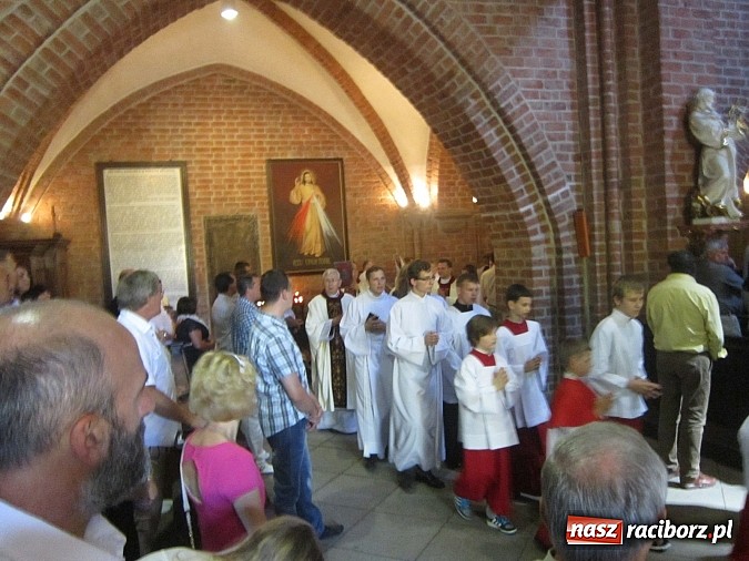 Zdjęcie w galerii na portalu naszraciborz.pl: 45 lat kapłaństwa ks. Bonifacego Madli  wiadomości z regionu