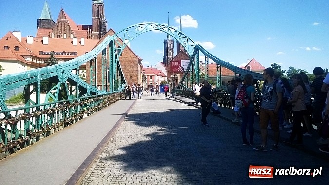 Zdjęcie w galerii na portalu naszraciborz.pl: Wrocław na trasie wycieczki III b z Gimnazjum Nr 5 wiadomości z regionu