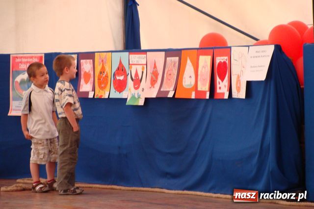 Zdjęcie w galerii na portalu naszraciborz.pl: Spotkanie krwiodawców w Szymocicach wiadomości z regionu