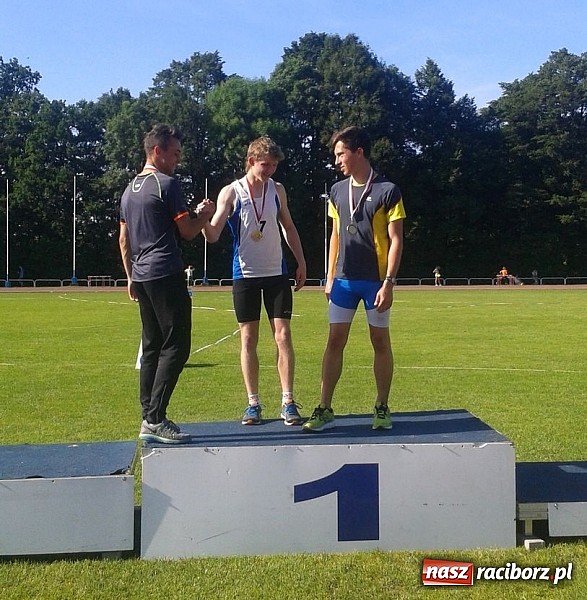 Zdjęcie w galerii na portalu naszraciborz.pl: Złote medale mistrzostw dla raciborskich zawodników wiadomości z regionu
