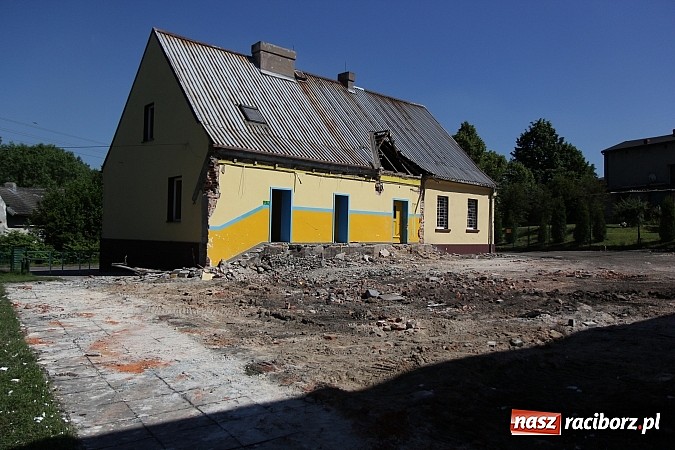 Zdjęcie w galerii na portalu naszraciborz.pl: Raciborski Borbud przebuduje szkołę w Kobyli wiadomości z regionu