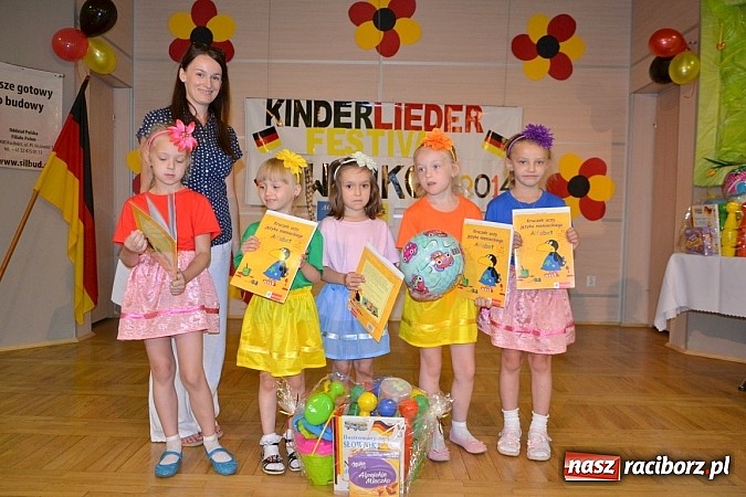 Zdjęcie w galerii na portalu naszraciborz.pl: W Tworkowie odbył się Kinderliederfestival wiadomości z regionu