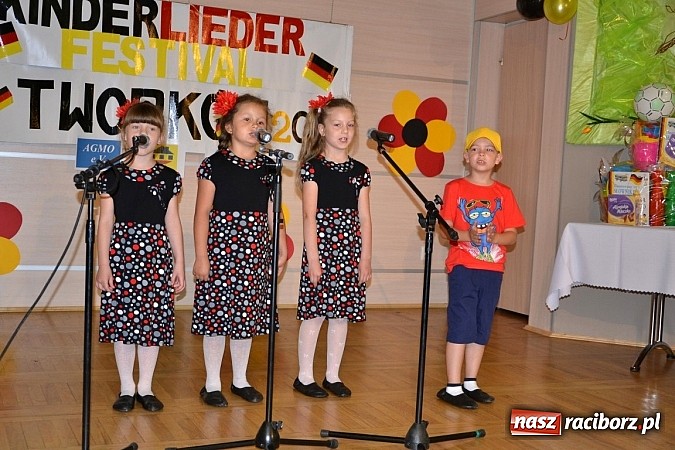 Zdjęcie w galerii na portalu naszraciborz.pl: W Tworkowie odbył się Kinderliederfestival wiadomości z regionu