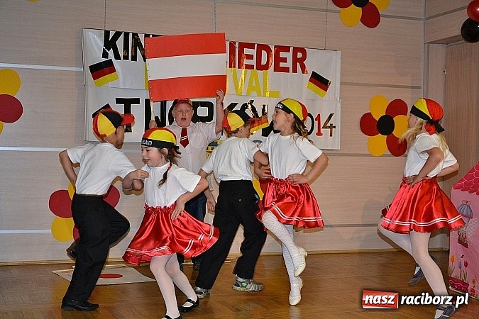 Zdjęcie w galerii na portalu naszraciborz.pl: W Tworkowie odbył się Kinderliederfestival wiadomości z regionu