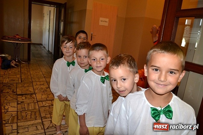 Zdjęcie w galerii na portalu naszraciborz.pl: W Tworkowie odbył się Kinderliederfestival wiadomości z regionu