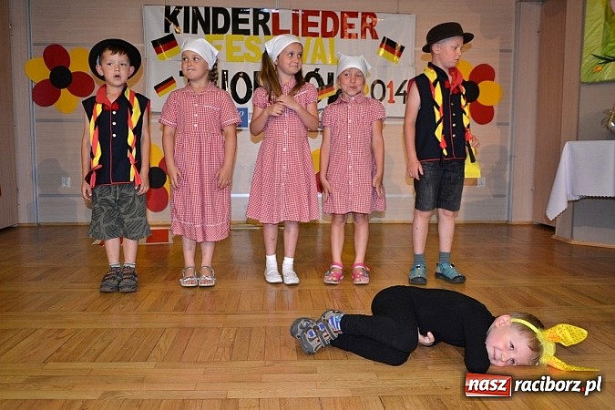 Zdjęcie w galerii na portalu naszraciborz.pl: W Tworkowie odbył się Kinderliederfestival wiadomości z regionu