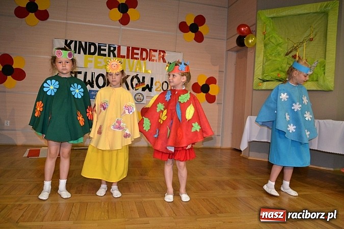 Zdjęcie w galerii na portalu naszraciborz.pl: W Tworkowie odbył się Kinderliederfestival wiadomości z regionu