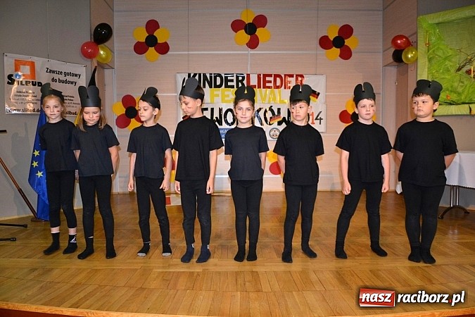 Zdjęcie w galerii na portalu naszraciborz.pl: W Tworkowie odbył się Kinderliederfestival wiadomości z regionu