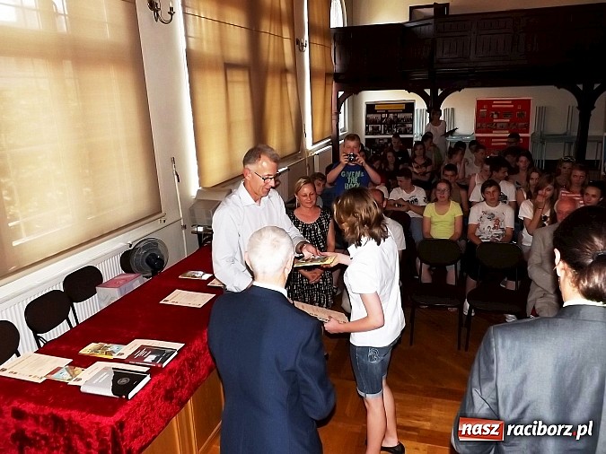 Zdjęcie w galerii na portalu naszraciborz.pl: Rozstrzygnięto konkurs historyczny w G5 wiadomości z regionu
