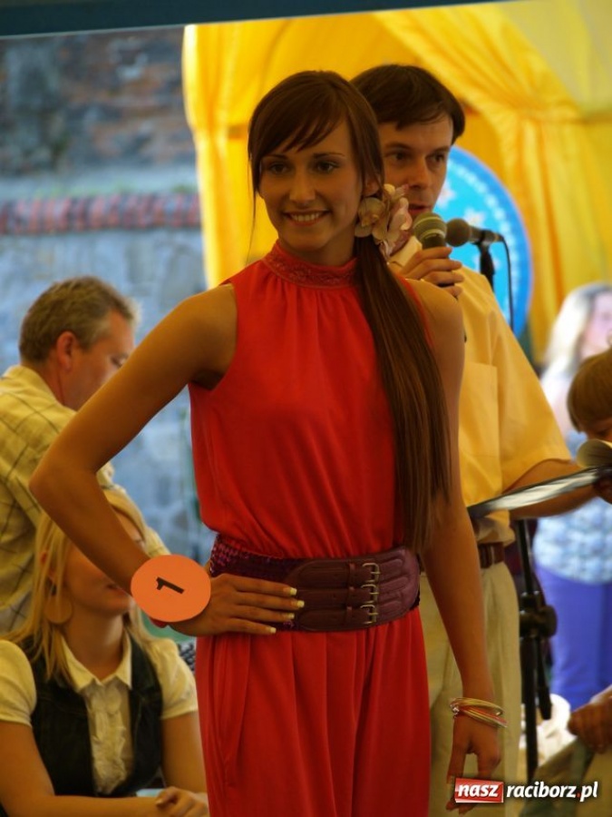 Zdjęcie w galerii na portalu naszraciborz.pl: Nowa Miss 15 z Tworkowa wiadomości z regionu