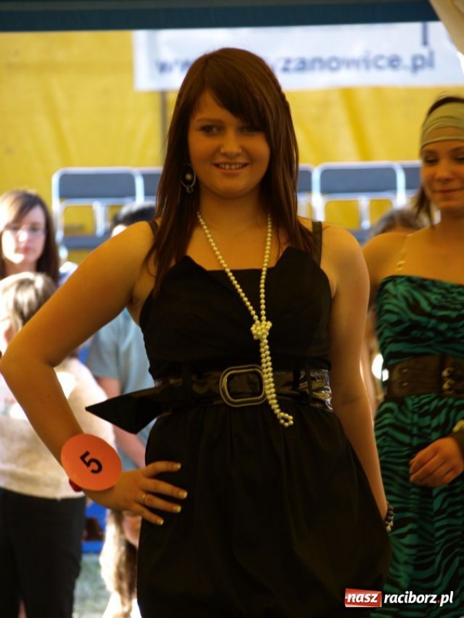 Zdjęcie w galerii na portalu naszraciborz.pl: Nowa Miss 15 z Tworkowa wiadomości z regionu